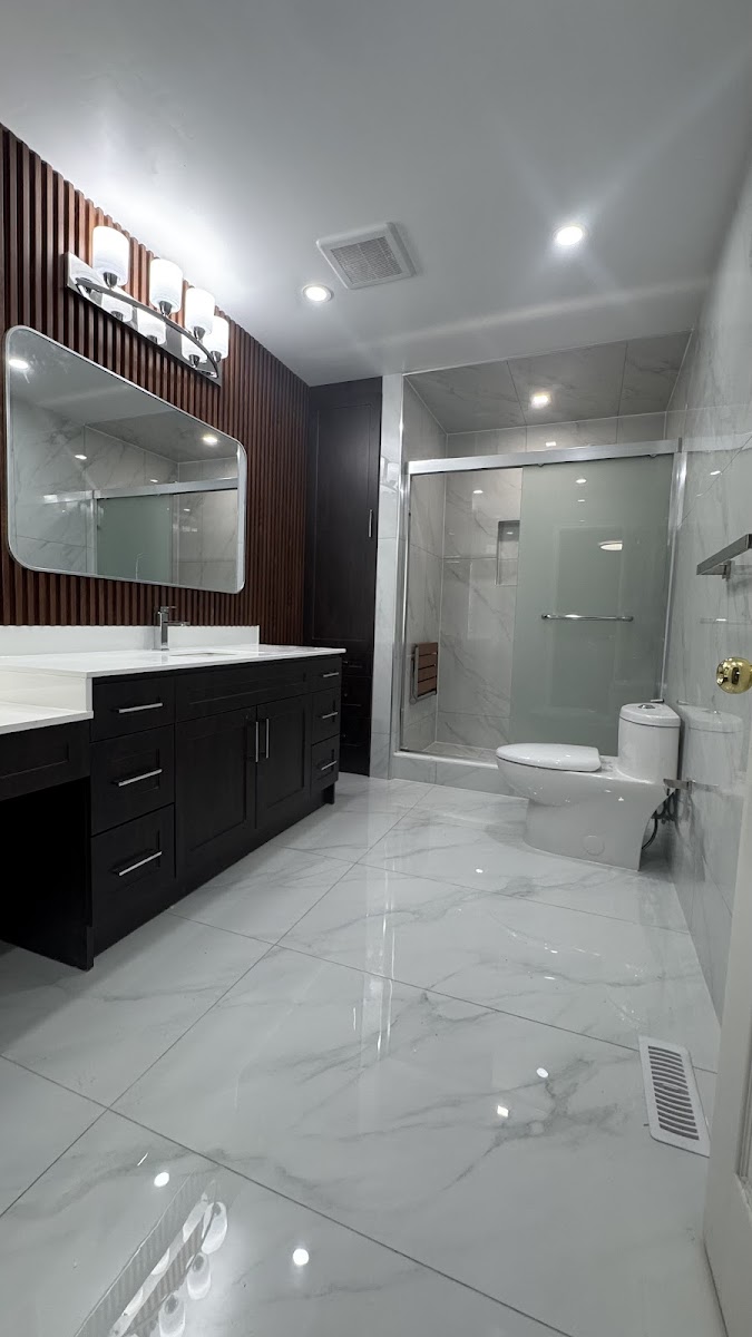 3pc washroom with wood accent wall