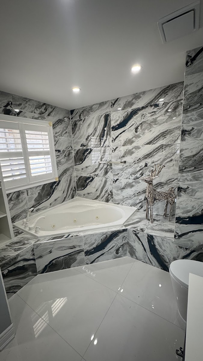 Master washroom jacuzzi tub renovation